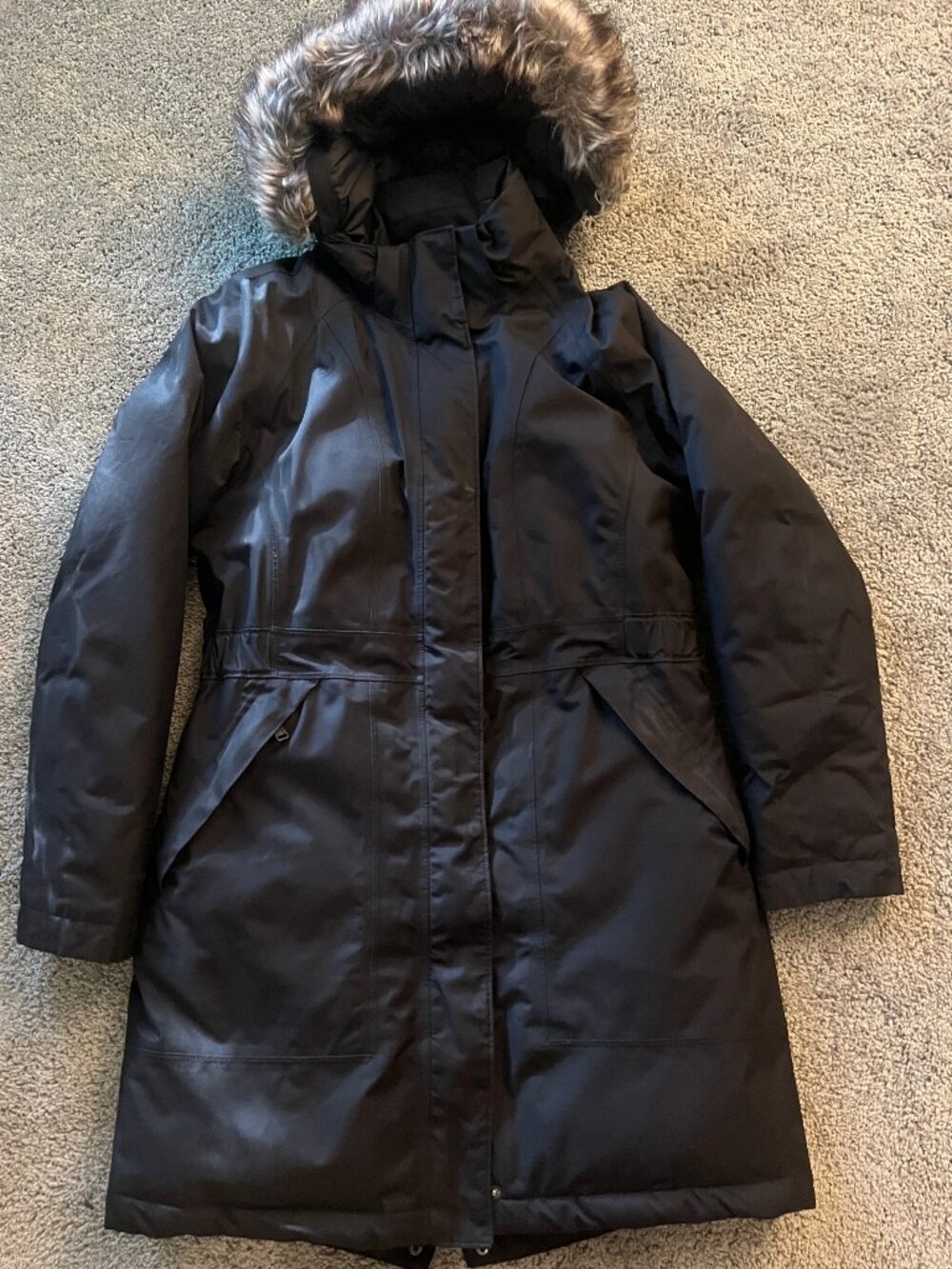 The North Face Women's M Black Down Parka Fur Hood Mid-Length Winter Coat